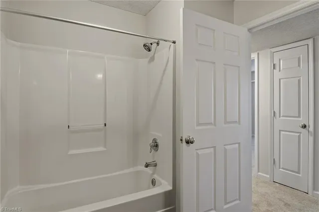 $194,900 | 7129 West Friendly Avenue, Unit D, Greensboro, NC 27410