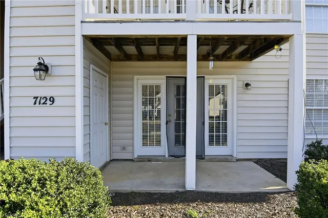 $194,900 | 7129 West Friendly Avenue, Unit D, Greensboro, NC 27410