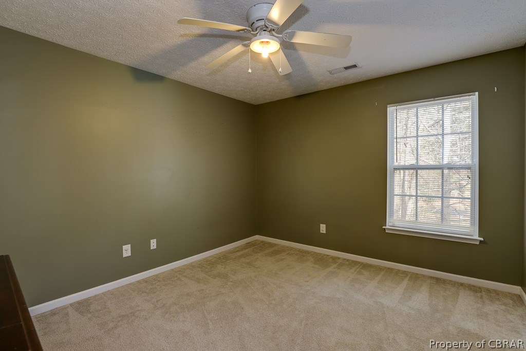 7211 Woody Road Gloucester, VA 23061 - Photo 16 of 24 Extra room for study, office, playroom or nursery!