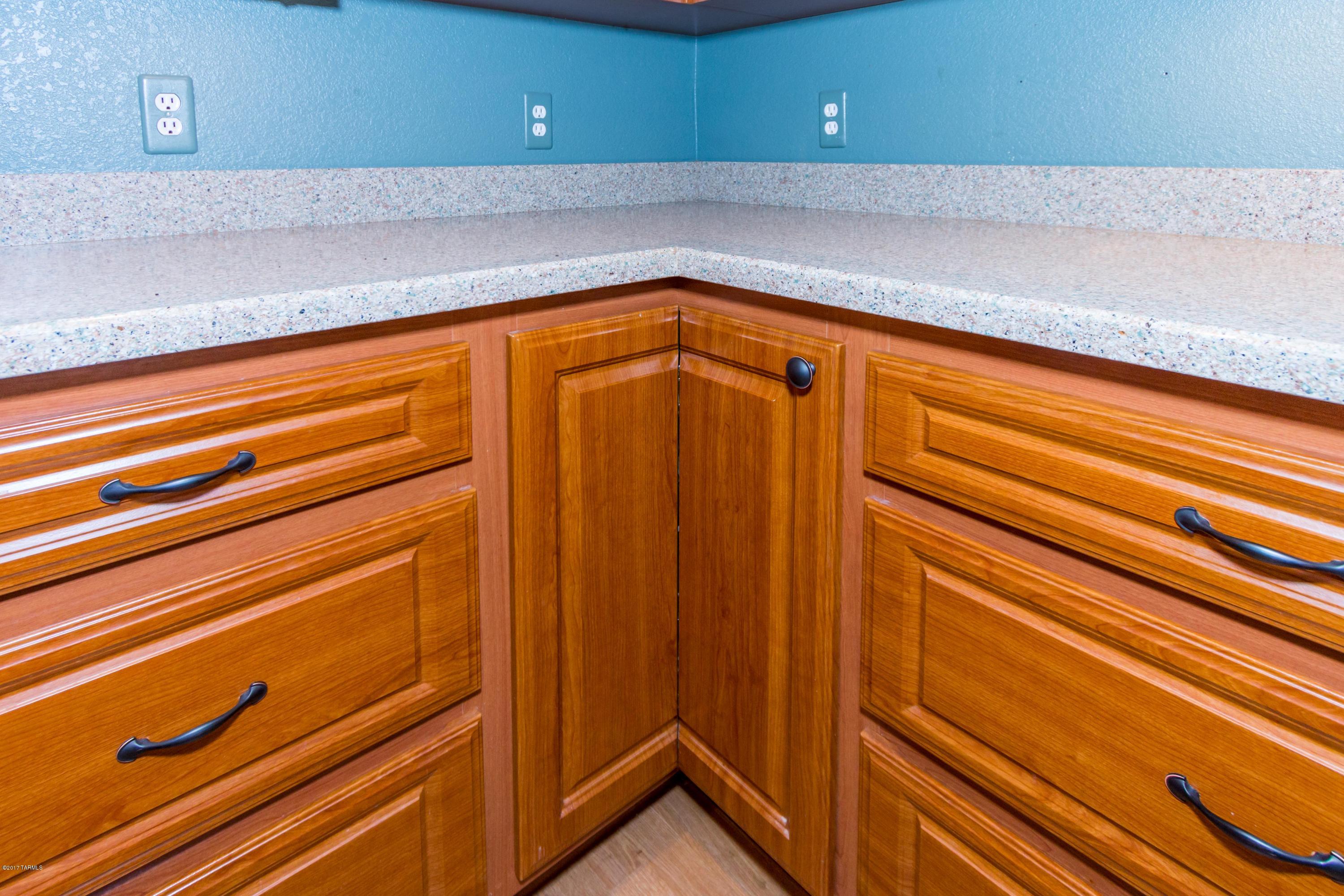 1070 East Ritz Court Tucson, AZ 85755 - Photo 7 of 26