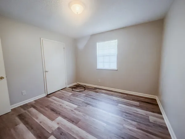 $1,100 | 4260 Highway 90, Unit 42, Pace, FL 32571