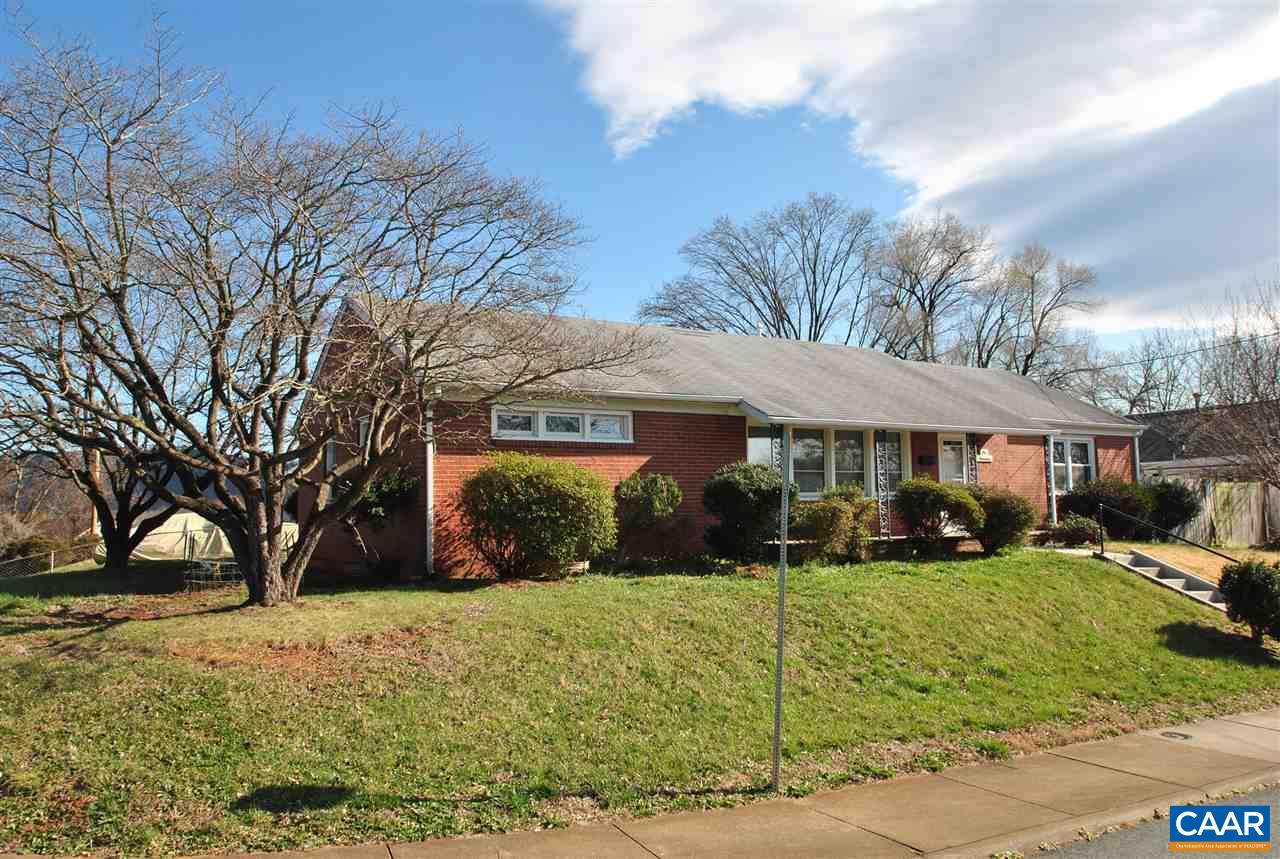 1000 Ridge Street Charlottesville, VA 22902 - Photo 16 of 17 a front view of a house with a yard