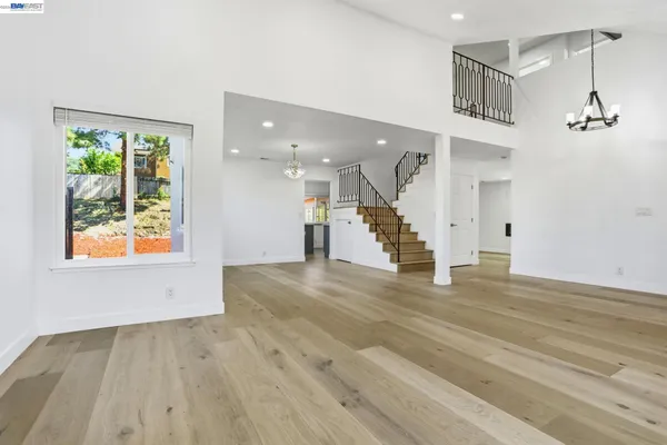 $1,000,000 | 124 Erin Drive, Vallejo, CA 94589