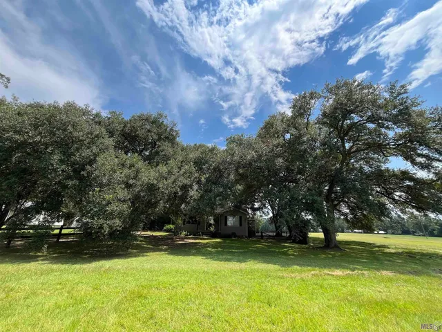 $289,800 | 2581 Highway 67, Slaughter, LA 70777