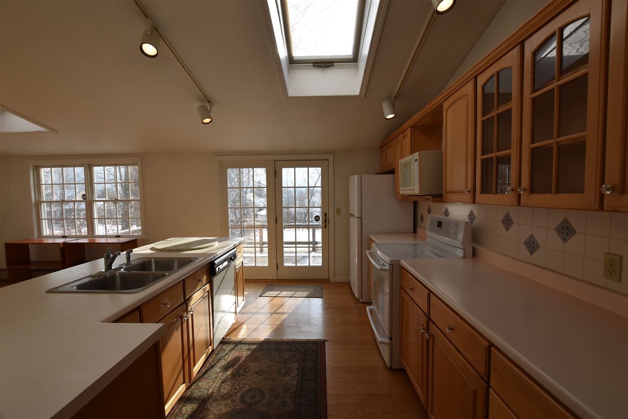 88 Edgerton Street Rutland, VT 05701 - Photo 8 of 22