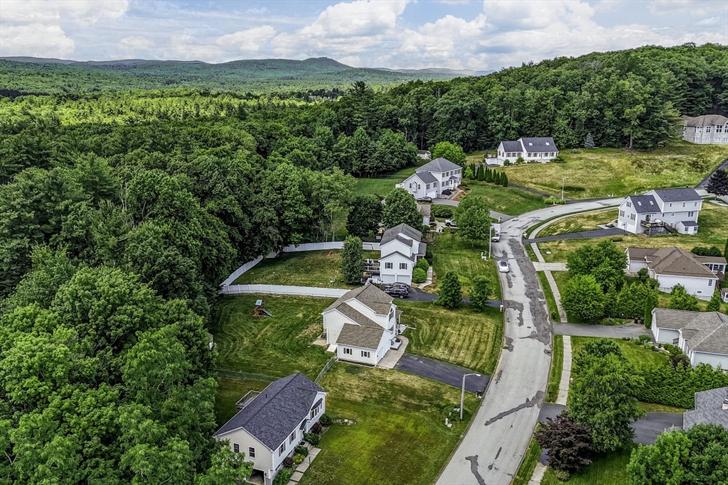 10 Scenic Road Westfield, MA 01085 - Photo 7 of 42