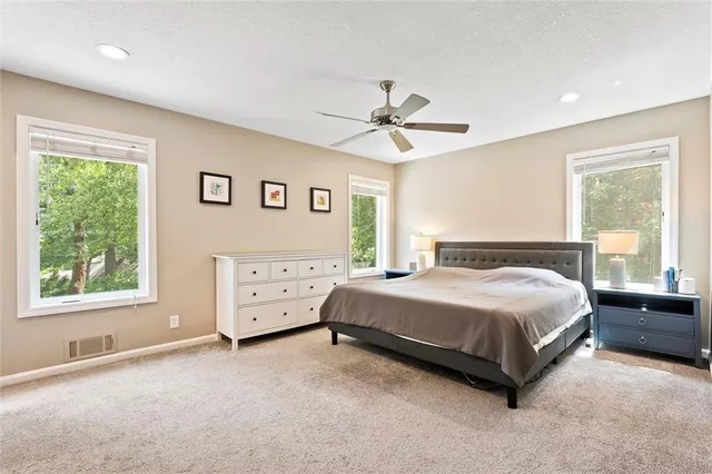 $985,000 | 9815 Overbrook Road, Leawood, KS 66206