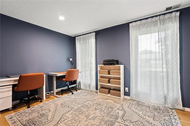 $985,000 | 9815 Overbrook Road, Leawood, KS 66206