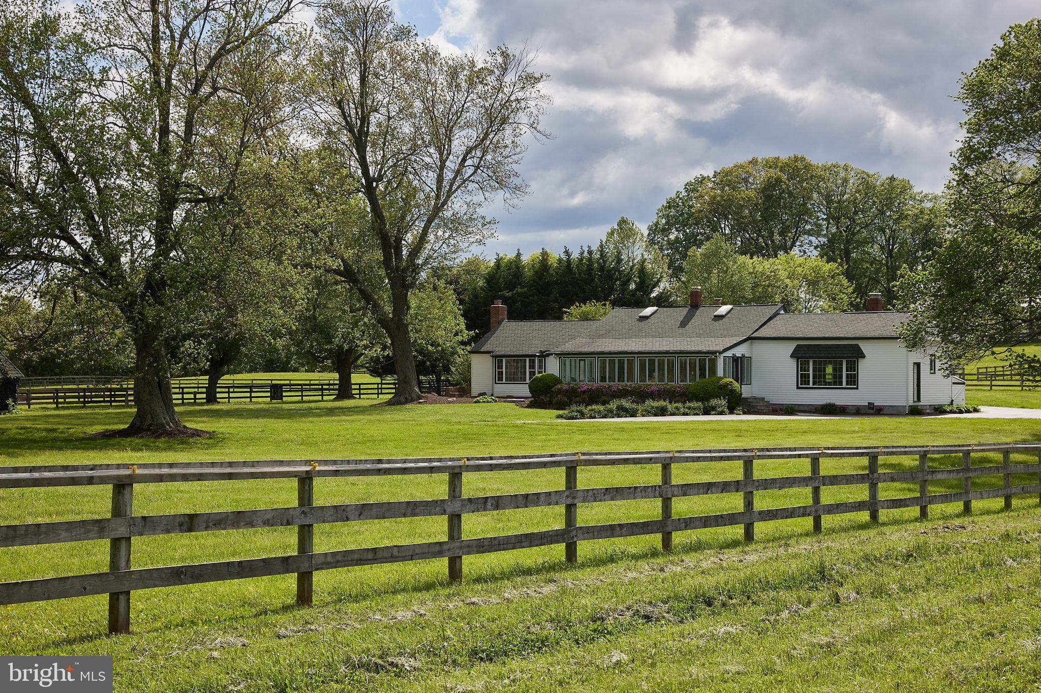 18410 Beallsville Road Poolesville, MD 20837 - Photo 2 of 55 Walking distance of town of Poolesville