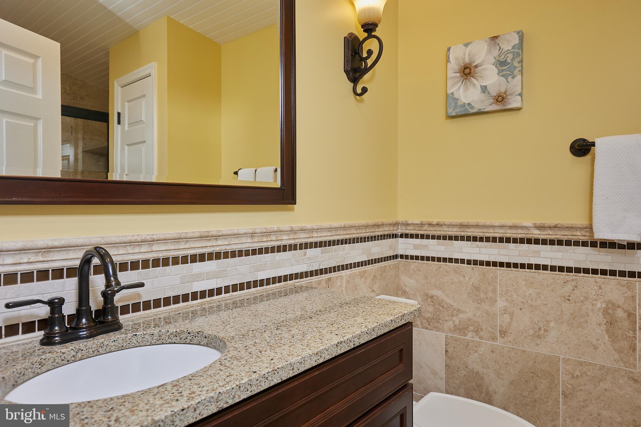 18410 Beallsville Road Poolesville, MD 20837 - Photo 27 of 55 Second full bathroom