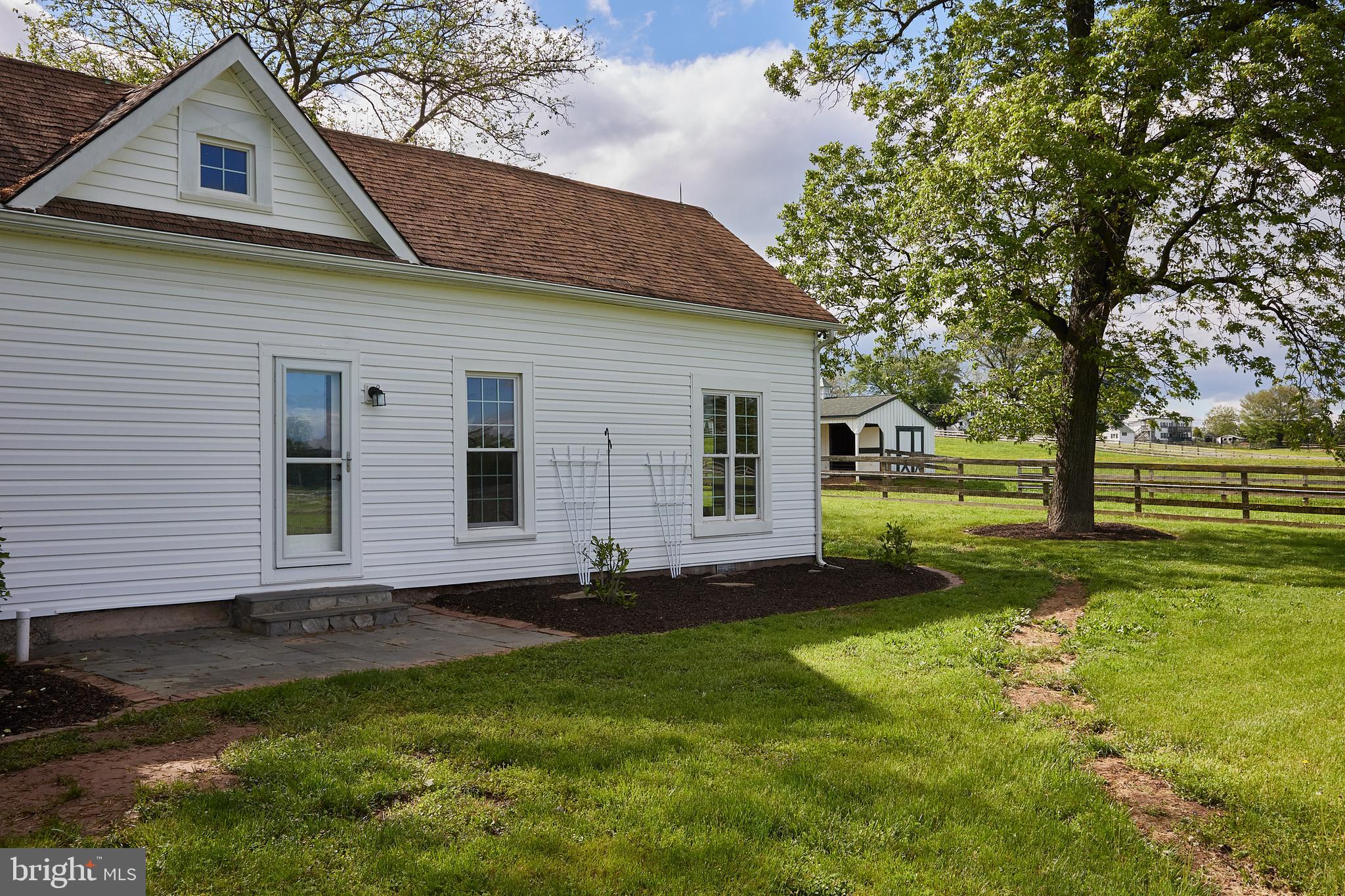 18410 Beallsville Road Poolesville, MD 20837 - Photo 36 of 55 Private yard for guest house