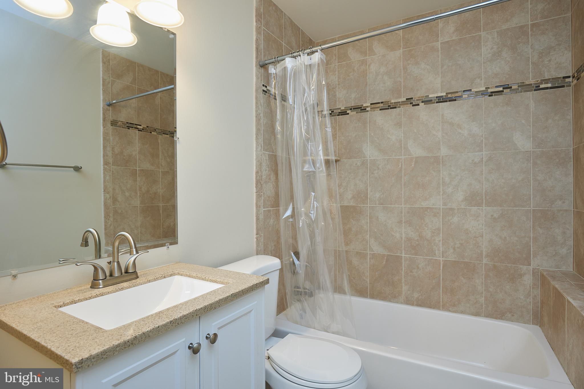 18410 Beallsville Road Poolesville, MD 20837 - Photo 42 of 55 Full bathroom