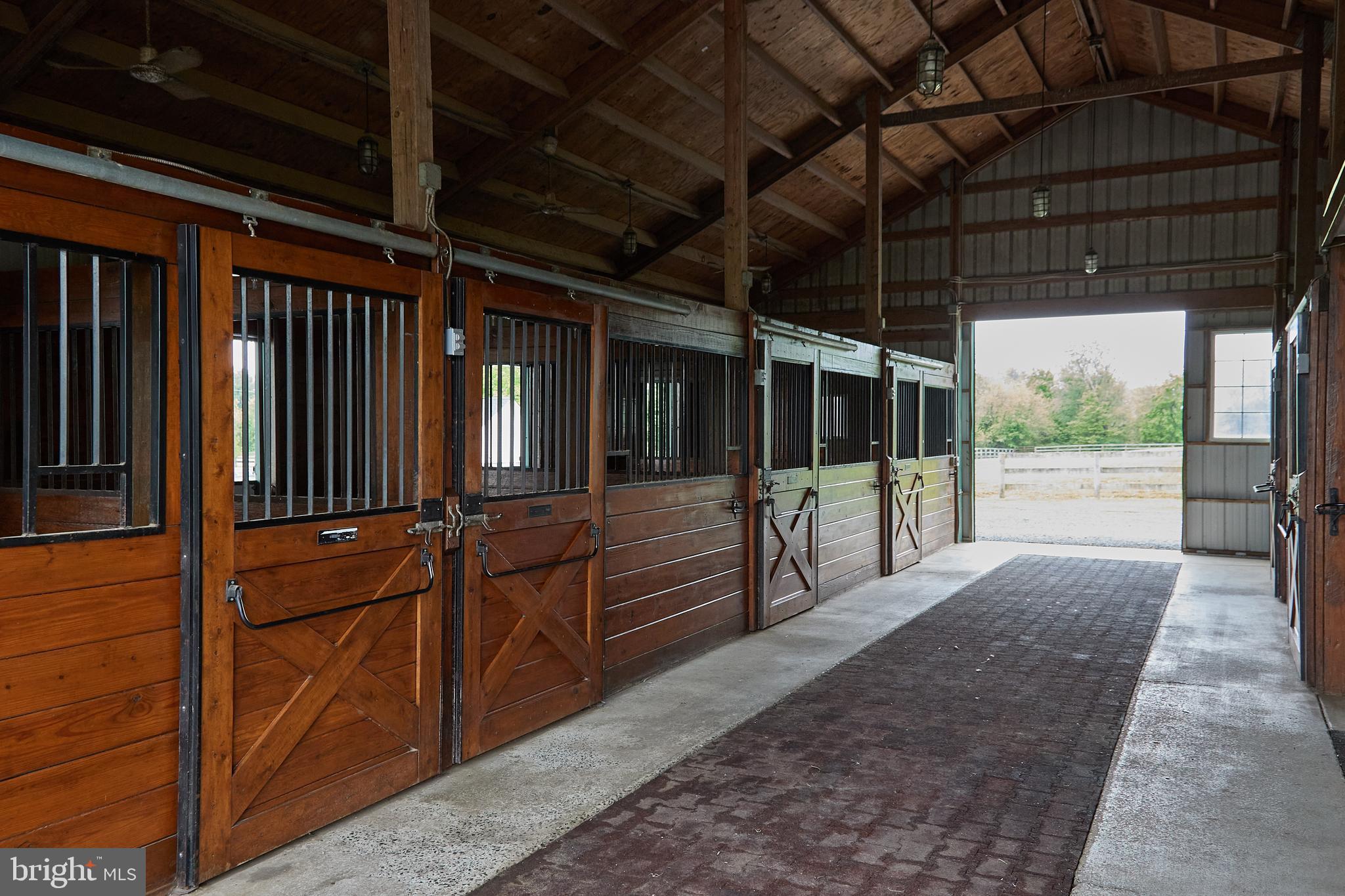 18410 Beallsville Road Poolesville, MD 20837 - Photo 46 of 55 6 stall barn