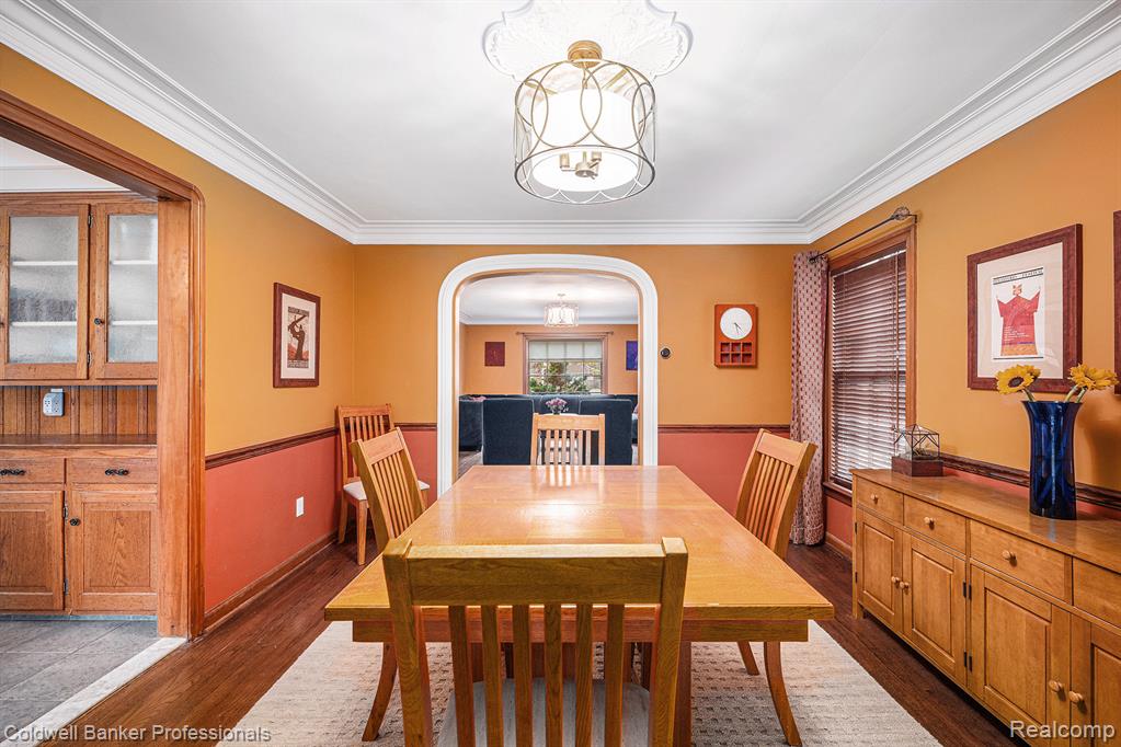 1358 Harvard Road Grosse Pointe Park, MI 48230 - Photo 12 of 52