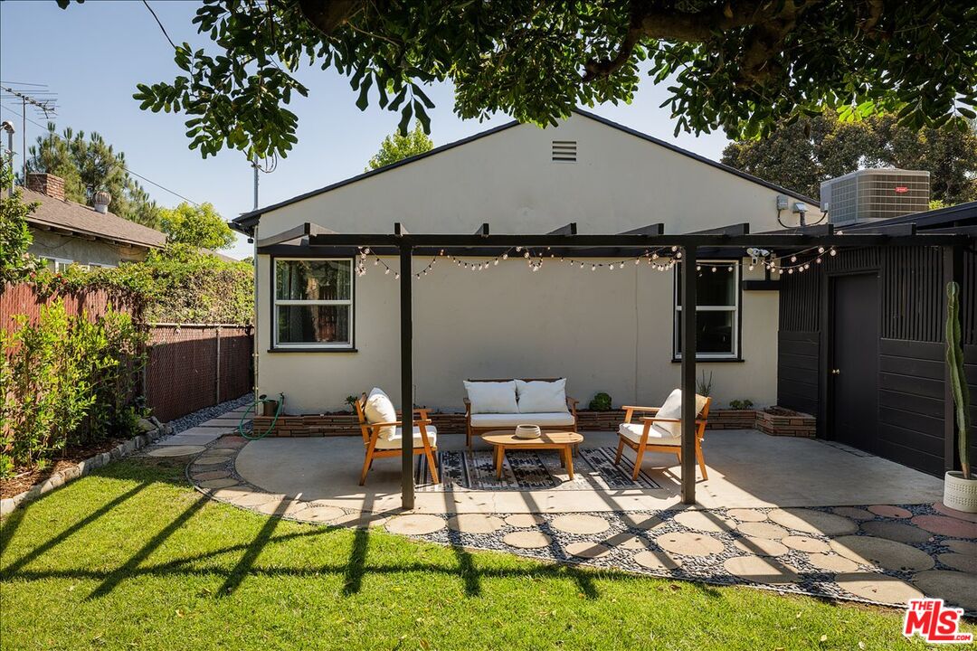 3510 Ferncroft Road Los Angeles, CA 90039 - Photo 24 of 32