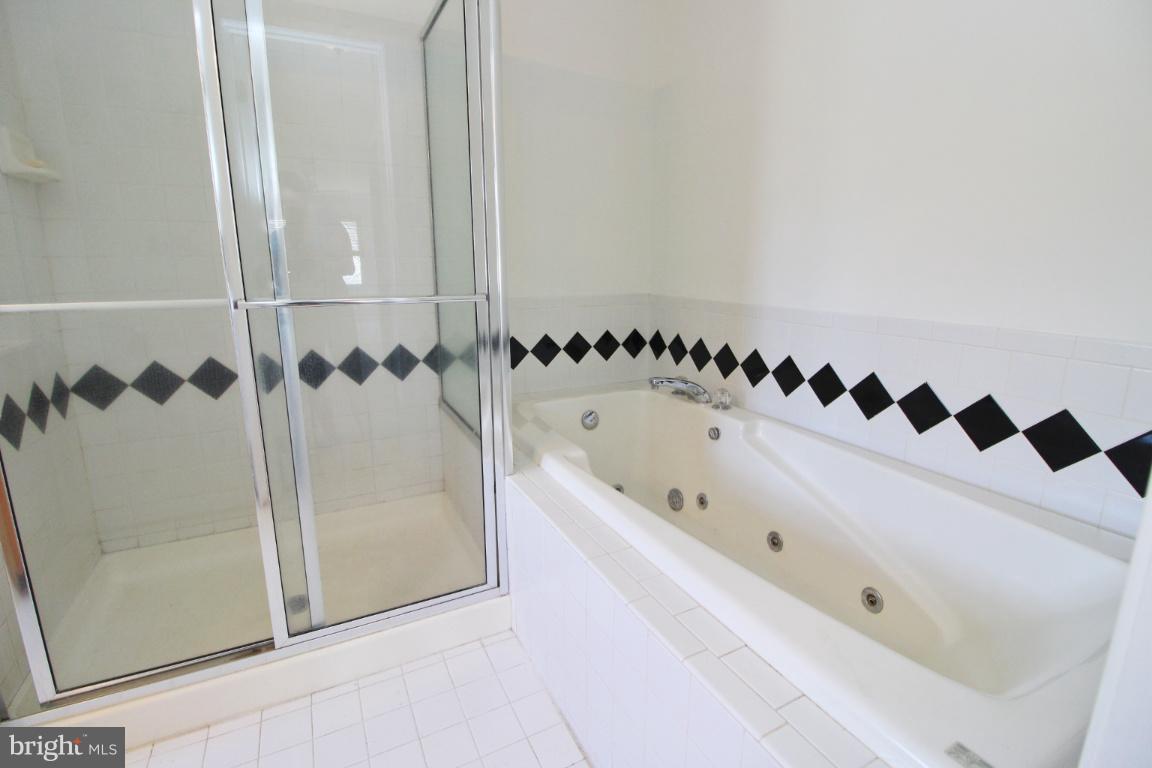 2963 Lonesome Dove Road Mount Airy, MD 21771 - Photo 15 of 30 Bath