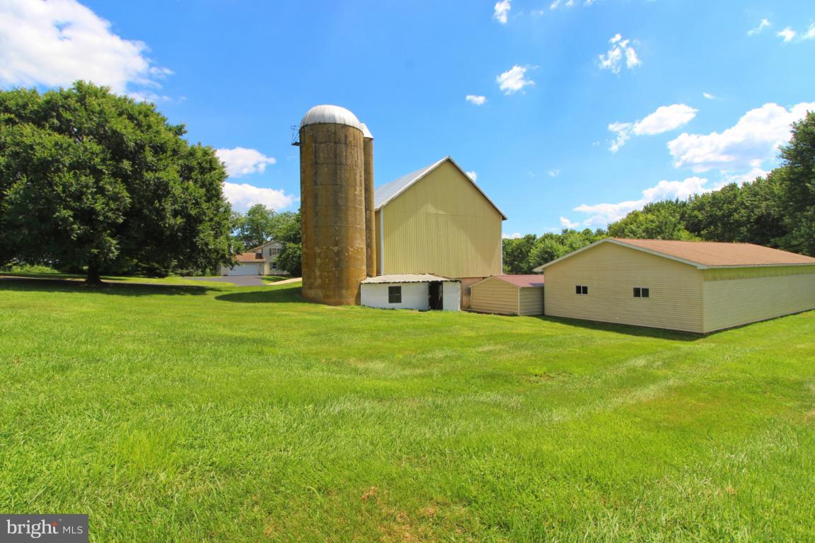 2963 Lonesome Dove Road Mount Airy, MD 21771 - Photo 4 of 30 This could be yours