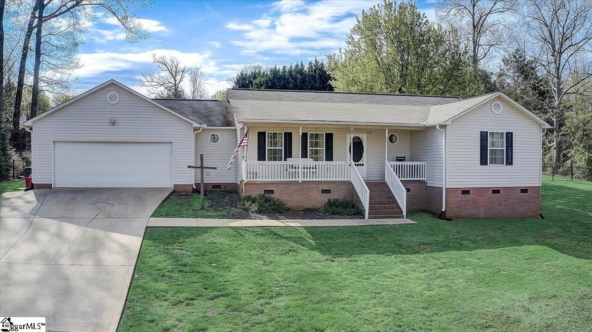 65 Lee Street Lyman, SC 29365 - Photo 1 of 36 Gallery Image 1