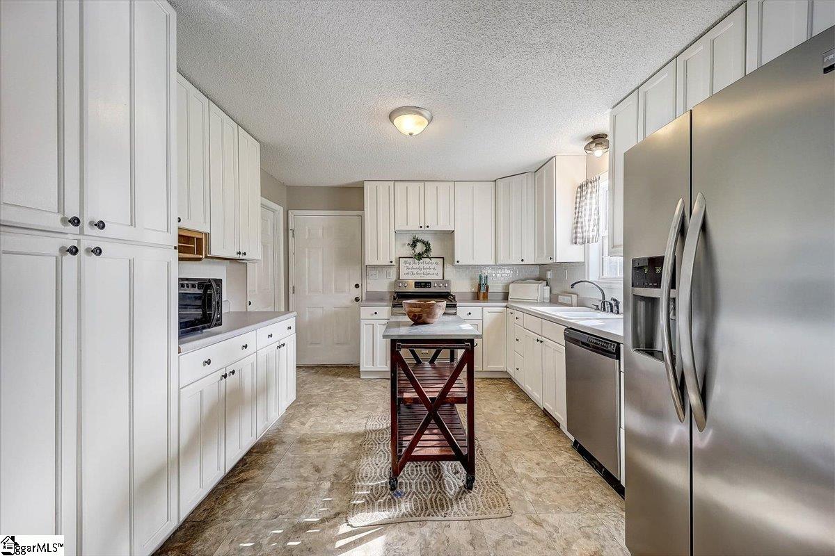 65 Lee Street Lyman, SC 29365 - Photo 13 of 36 Gallery Image 13
