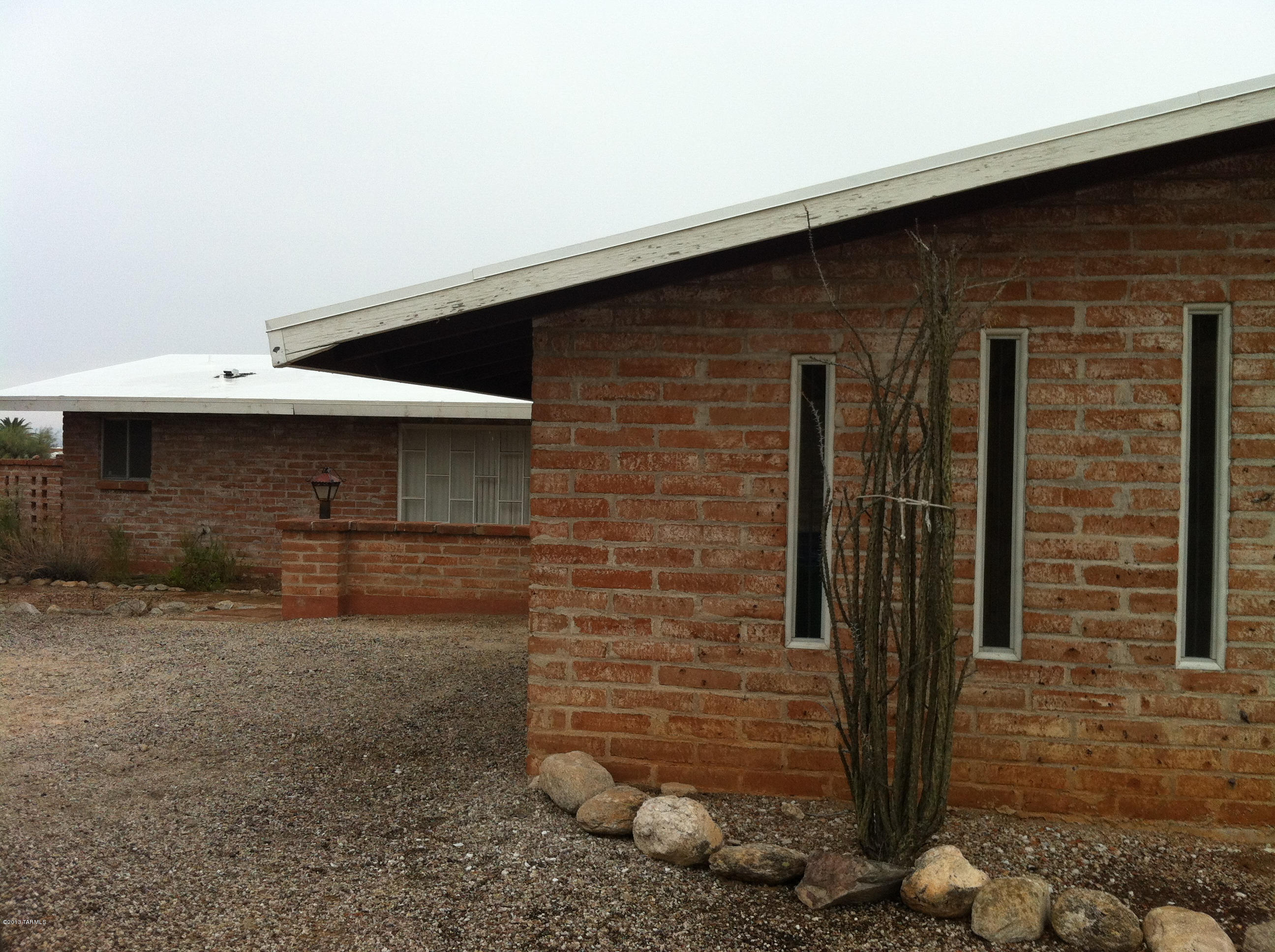 1440 East Ina Road Tucson, AZ 85718 - Photo 3 of 41