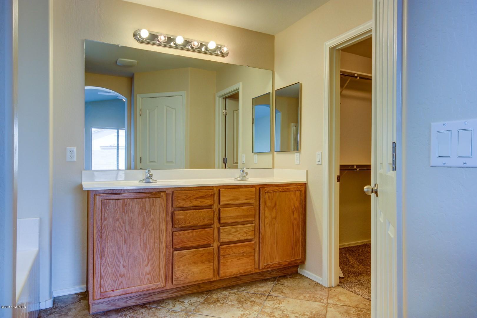 7228 West Beverly Road Laveen, AZ 85339 - Photo 14 of 25 13