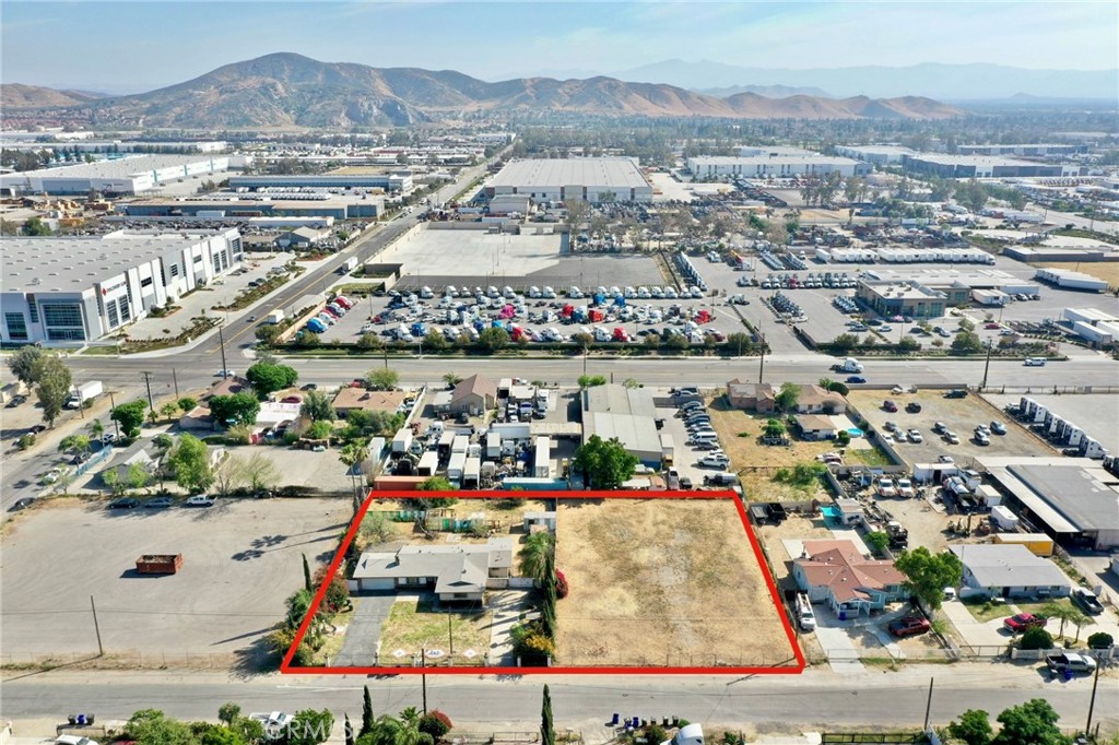 0 Boyle Fontana, CA 92337 - Photo 3 of 9