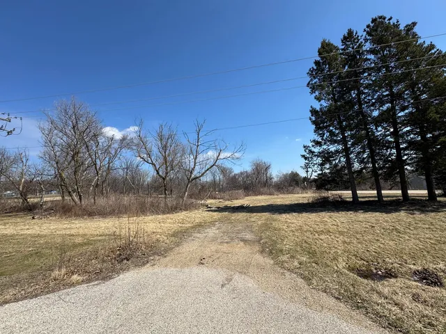 $47,000 | 20519 Highway 173, Harvard, IL 60033