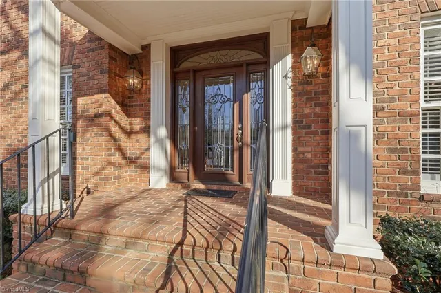 $949,000 | 509 Boxthorne Court, Winston-Salem, NC 27106