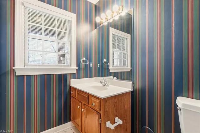 $949,000 | 509 Boxthorne Court, Winston-Salem, NC 27106