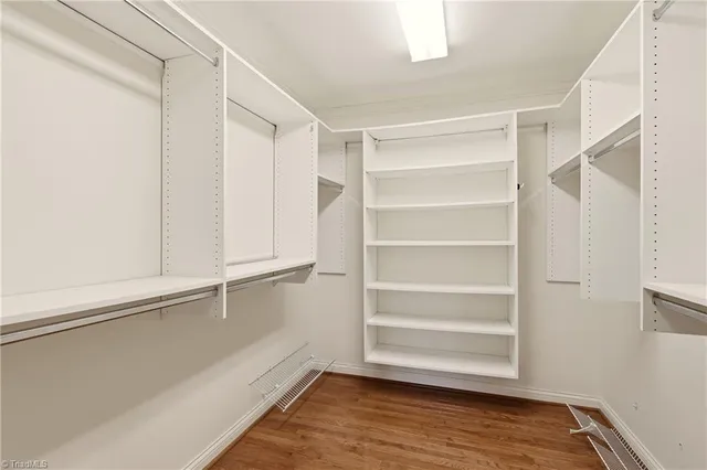 $949,000 | 509 Boxthorne Court, Winston-Salem, NC 27106