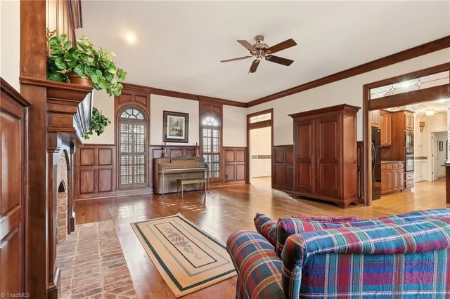 $949,000 | 509 Boxthorne Court, Winston-Salem, NC 27106