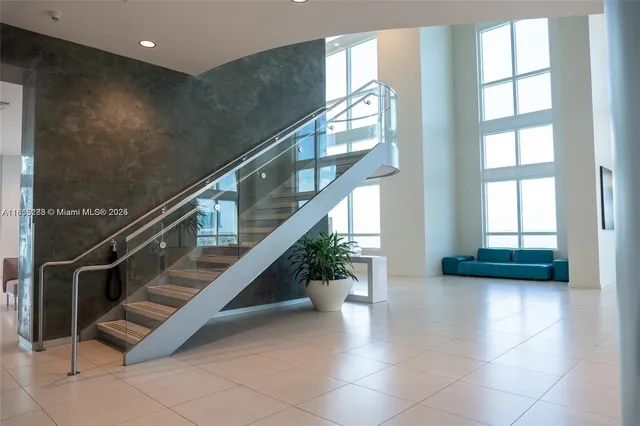 $2,900 | 1900 North Bayshore Drive, Unit 3003, Miami, FL 33132