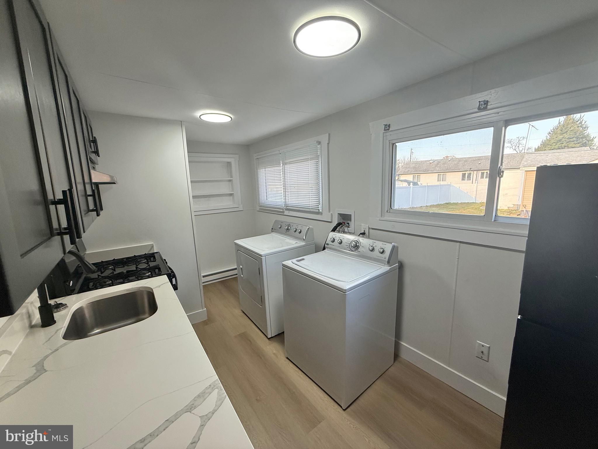 50 Chestnut Street, Unit B Pennsville, NJ 08070 - Photo 14 of 19 Neutral tones throughout!