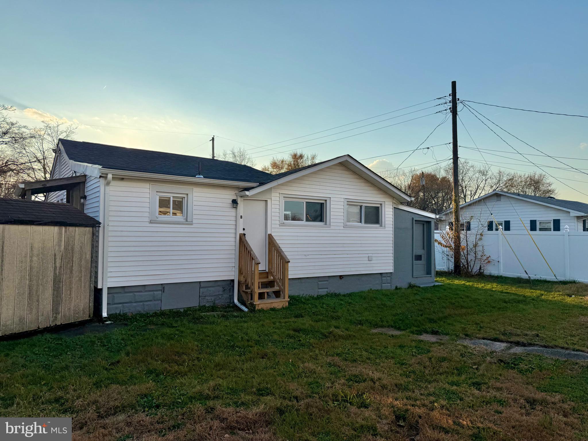 50 Chestnut Street, Unit B Pennsville, NJ 08070 - Photo 3 of 19 Back door for Unit B