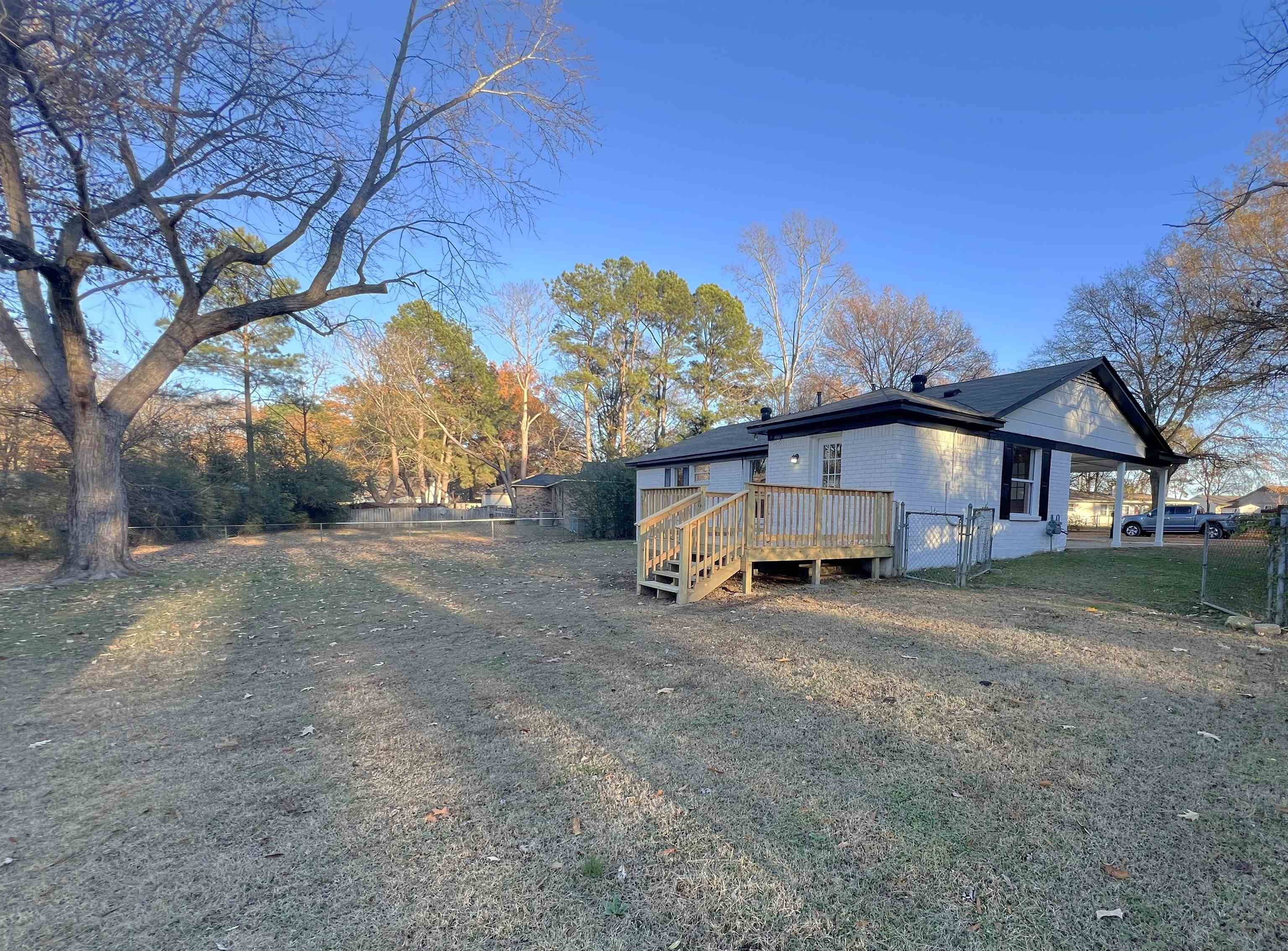 993 Poplar Leaf Road Collierville, TN 38017 - Photo 17 of 20 a view of a house with a yard