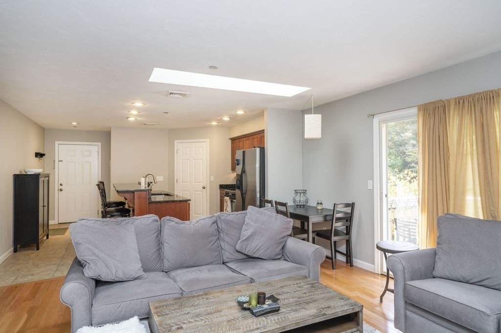 215 Longmeadow Road, Unit 406 Taunton, MA 02780 - Photo 11 of 31