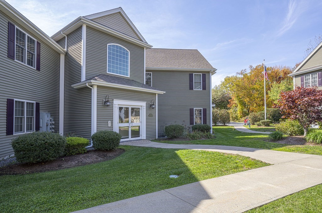 215 Longmeadow Road, Unit 406 Taunton, MA 02780 - Photo 4 of 31