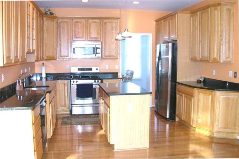 2210 Wild Oak Lane Ann Arbor, MI 48105 - Photo 4 of 17 Photo 4
