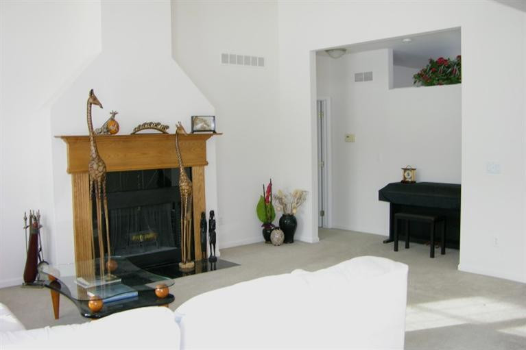 2210 Wild Oak Lane Ann Arbor, MI 48105 - Photo 5 of 17 Photo 5