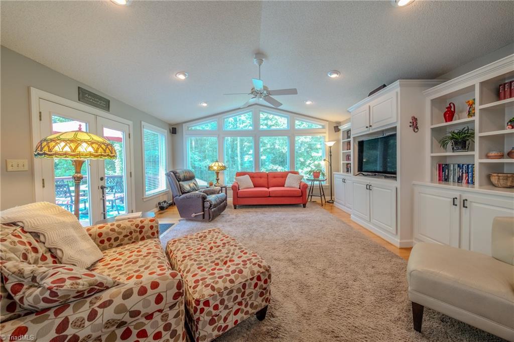 5034 Cobblestone Road Winston-Salem, NC 27106 - Photo 12 of 44