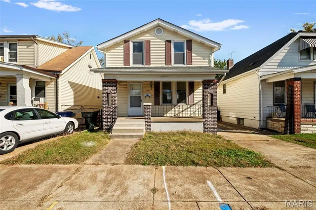 $189,900 | 4683 Allemania Street, St. Louis, MO 63116