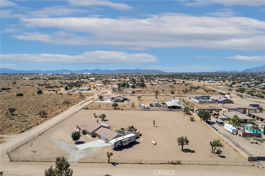 11385 Trinity Road Oak Hills, CA 92344 - Photo 31 of 38