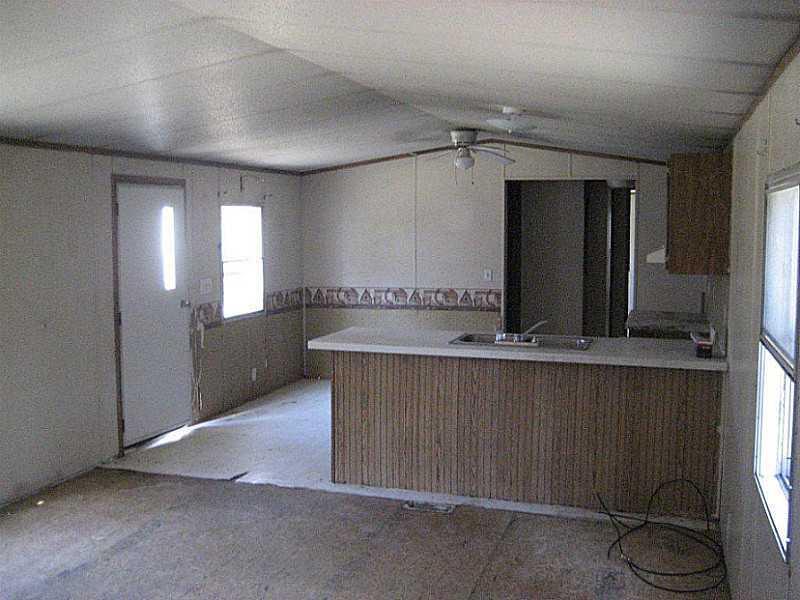 53 Kinney Woods Road Tenants Harbor, ME 04860 - Photo 6 of 10 Kitchen.