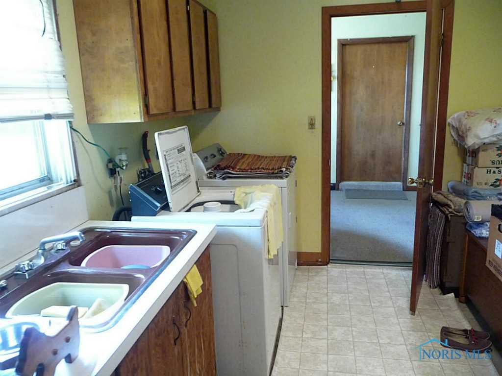 5447 Swan Road Pemberville, OH 43450 - Photo 15 of 20 Gallery Image 15
