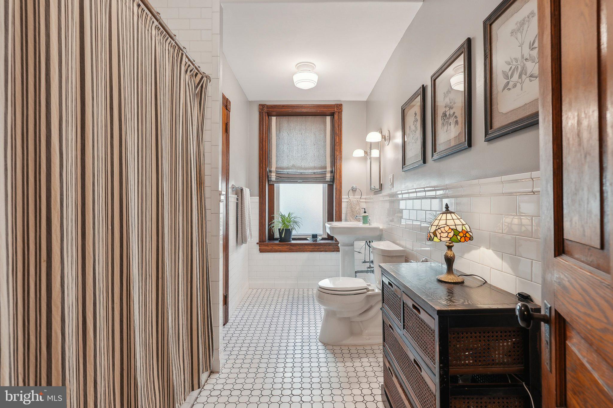 108 Rochelle Avenue Philadelphia, PA 19128 - Photo 34 of 43 Gallery Image 34