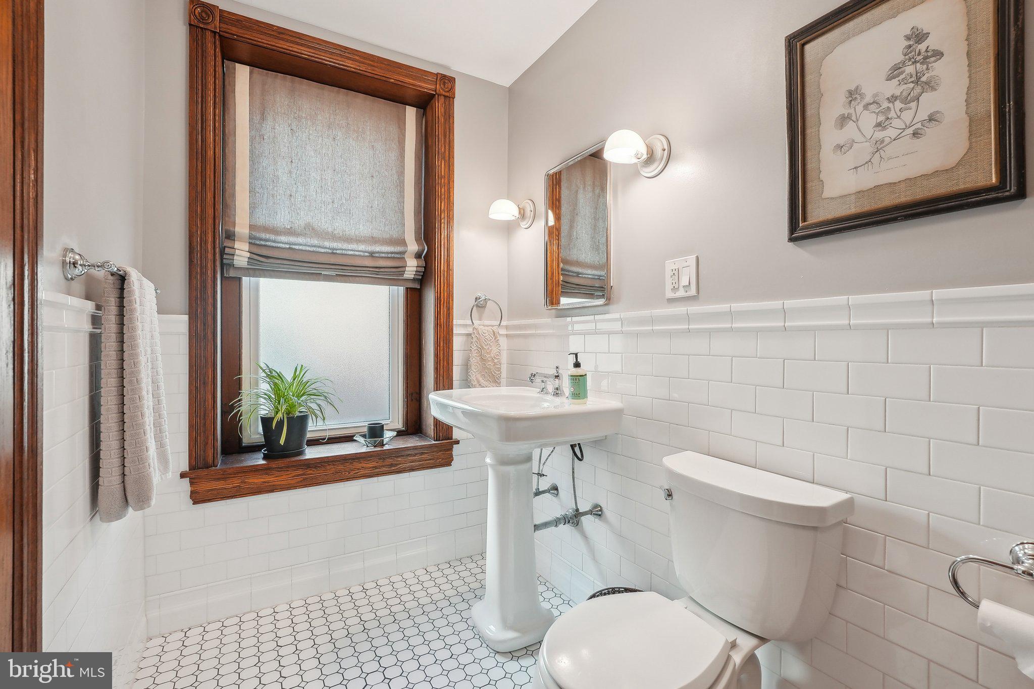108 Rochelle Avenue Philadelphia, PA 19128 - Photo 38 of 43 Gallery Image 38