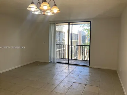 $269,000 | 8420 Southwest 133rd Avenue Road, Unit 422, Miami, FL 33183