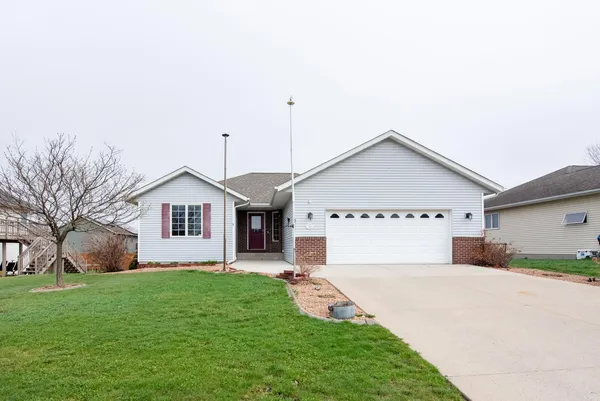 $369,800 | 104 Cole Court, Mankato, MN 56001