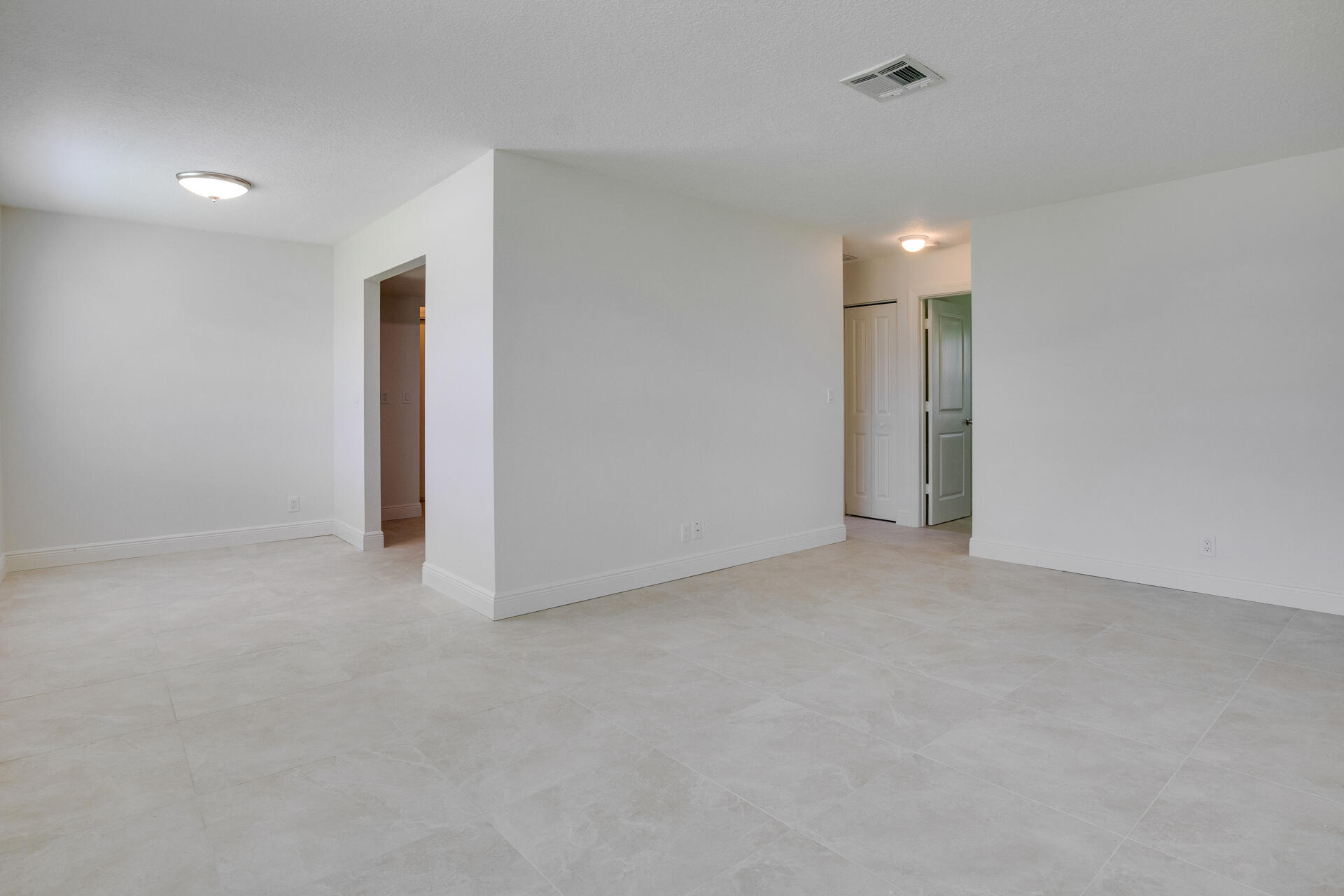 1820 Prairie Road, Unit 2 Palm Springs, FL 33406 - Photo 4 of 15 16 Room 3