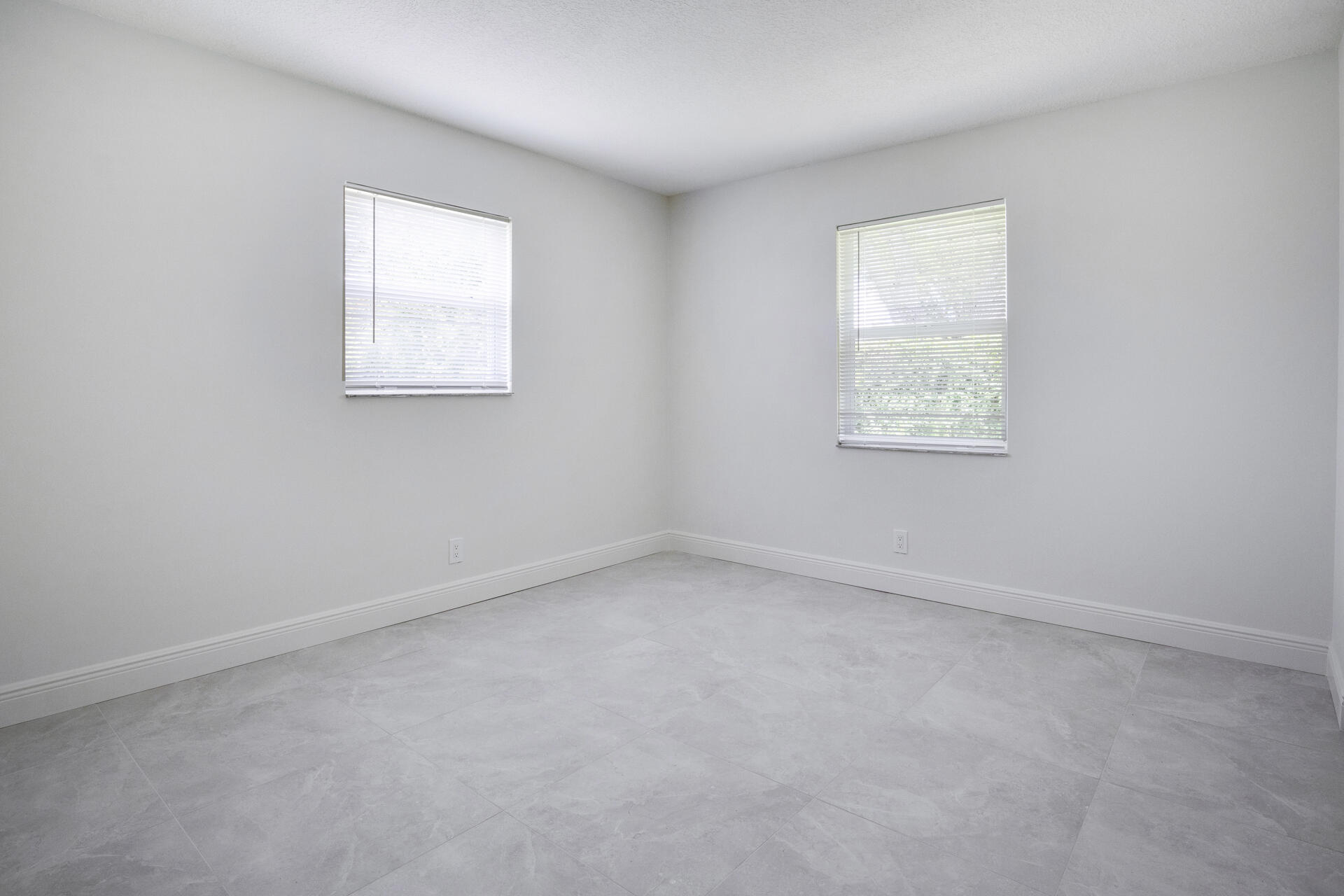 1820 Prairie Road, Unit 2 Palm Springs, FL 33406 - Photo 10 of 15 22 Room 9